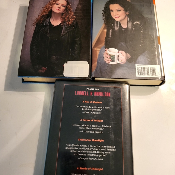 Laurell K Hamilton Lot of 3 Hardcovers with DJ - Picture 5 of 5